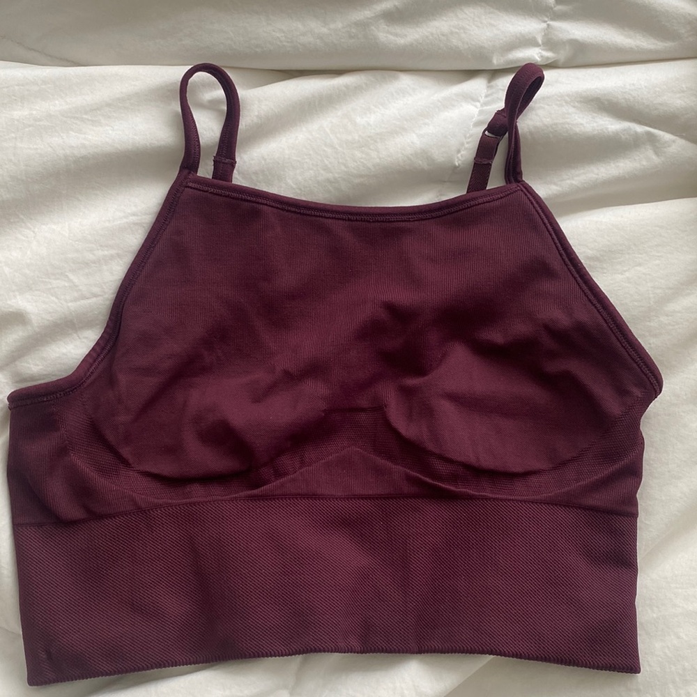 Lululemon maroon sports bra size S